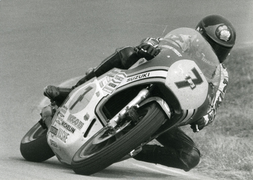 Barry_Sheene_Suzuki_XR_14_Dutch_TT_Assen_1976.jpg